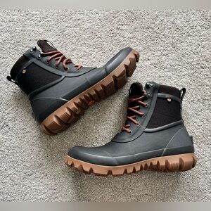 BOGS Arcata Urban Men’s Size 11 Brown Winter Snow Lace Up Boots